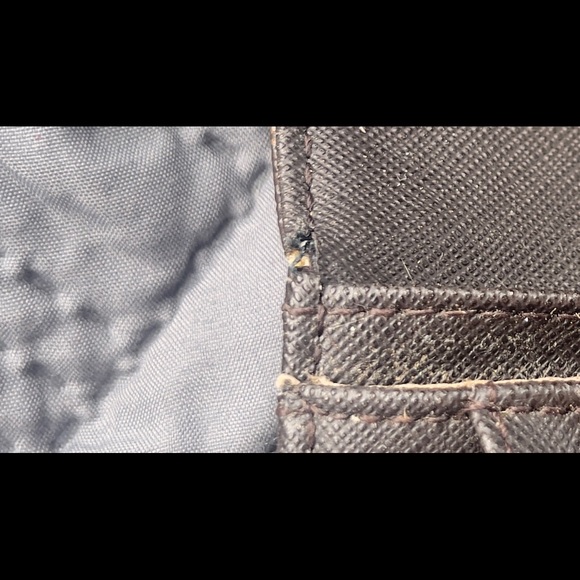 Michael Kors checkbook wallet - Picture 6 of 9